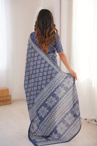 Grey bloue piece with cotton printed saree