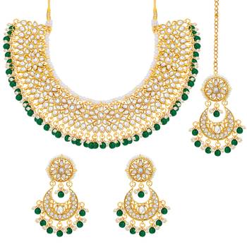 Aheli green kundan choker necklace earrings with maang tikka jewellery set 3