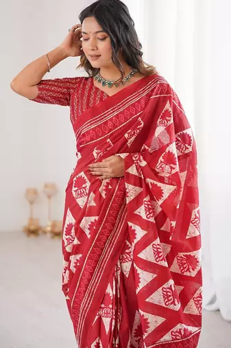 Red bloue piece with cotton printed saree