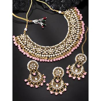 Aheli pink kundan choker necklace earrings with maang tikka jewellery set 2