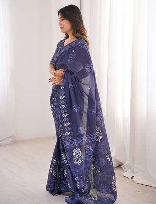 Indigo bloue piece with cotton printed saree 2
