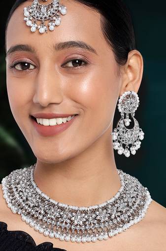 Aheli white kundan choker necklace earrings with maang tikka jewellery set