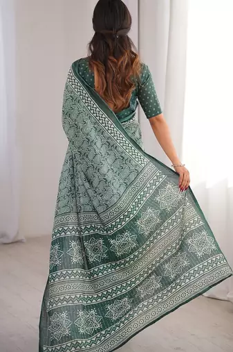 Green bloue piece with cotton printed saree