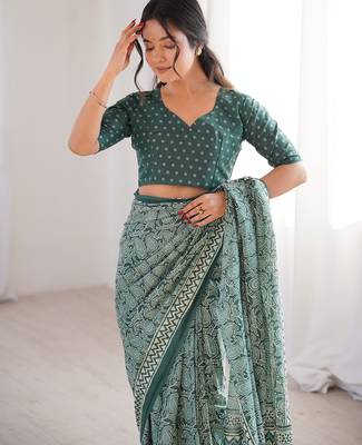 Green bloue piece with cotton printed saree 4