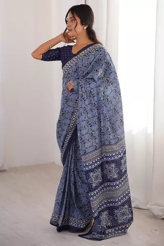 Indigo bloue piece with cotton printed saree