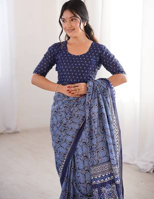 Indigo bloue piece with cotton printed saree 4