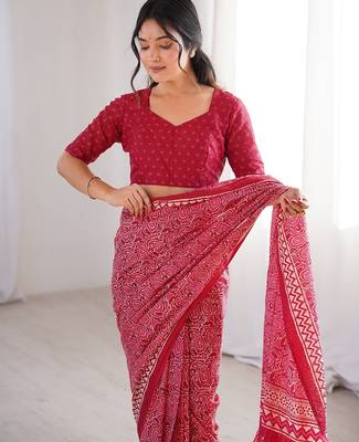Pink bloue piece with cotton printed saree 4