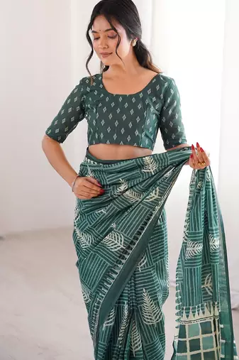 Green bloue piece with cotton printed saree