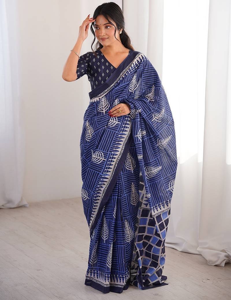 Indigo bloue piece with cotton printed saree