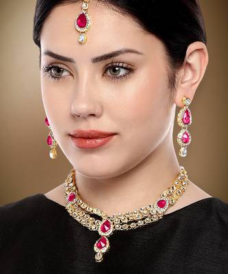 Aheli traditional rani pink kundan necklace earring maang tikka jewellery set 2