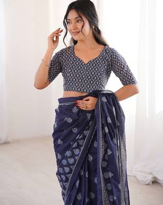 Indigo bloue piece with cotton printed saree 4