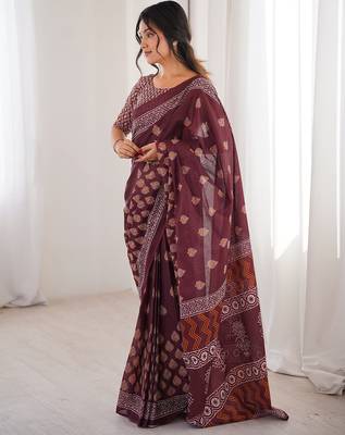 Maroon bloue piece with cotton printed saree 2
