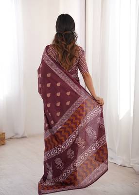 Maroon bloue piece with cotton printed saree 3