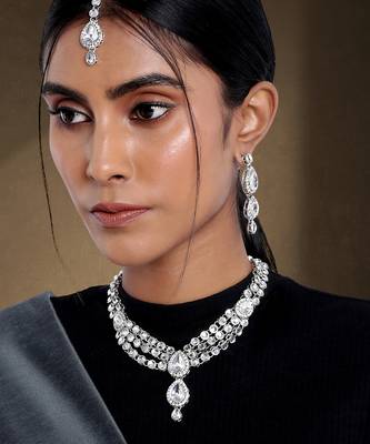 Aheli traditional kundan long necklace with earring maang tikka jewellery set 2