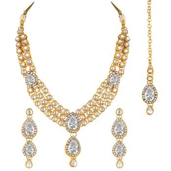 Aheli kundan long necklace with earring maang tikka jewellery set 3