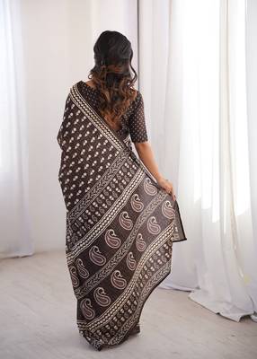 Brown bloue piece with cotton printed saree 3