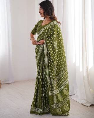 Green bloue piece with cotton printed saree 2