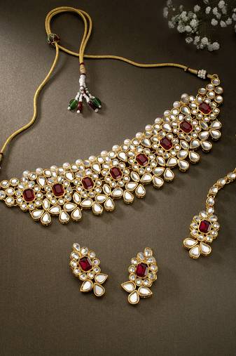Aheli ethnic indian traditional jewellery kundan pearl maroon floral necklace earring mang tikka set