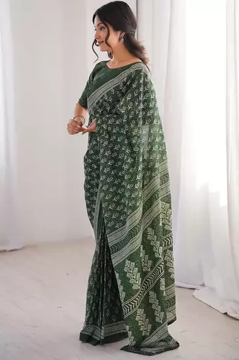 Green bloue piece with cotton printed saree
