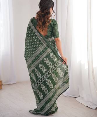 Green bloue piece with cotton printed saree 3