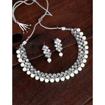 Aheli indian ethnic kundan pearl fancy bridal traditional choker necklace jewellery set with earrings 2