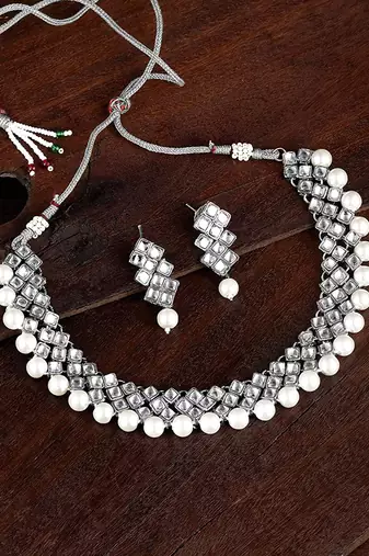 Aheli indian ethnic kundan pearl fancy bridal traditional choker necklace jewellery set with earrings