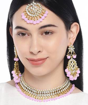 Aheli kundan & purple beads studded choker necklace earring maang tikka traditional jewellery set 2