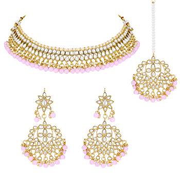 Aheli kundan & purple beads studded choker necklace earring maang tikka traditional jewellery set 3