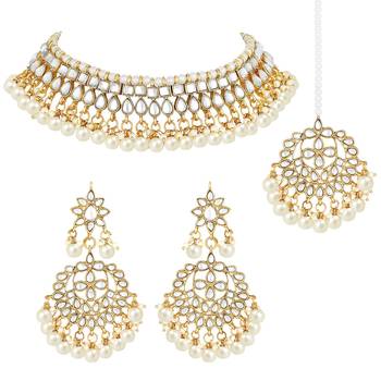 Aheli white kundan pearl choker necklace earring maang tikka traditional jewellery set for women 3