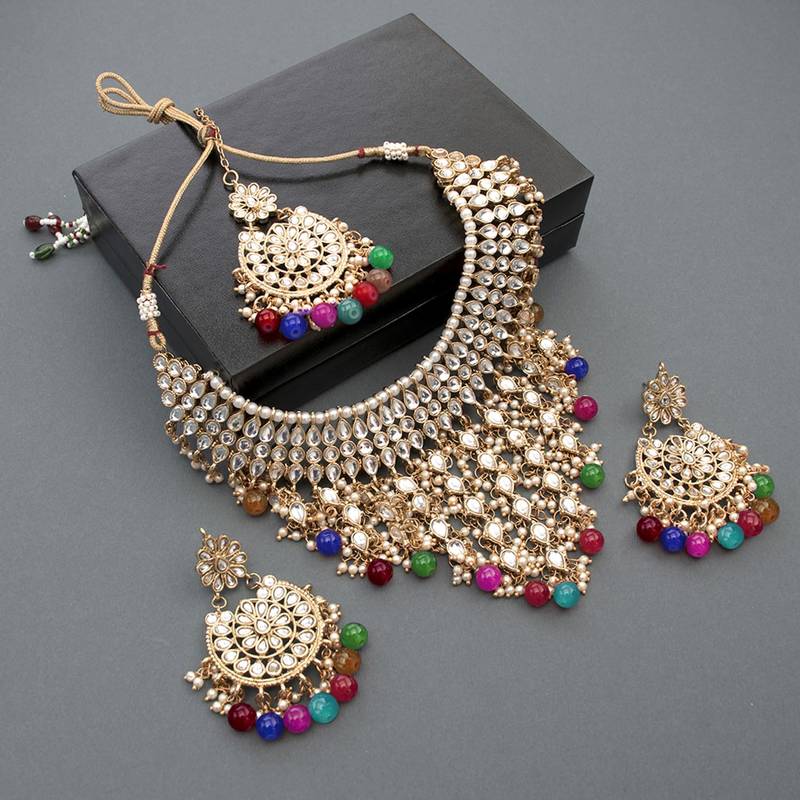 Aheli traditional kundan & pearl drop multicolour choker necklace earring set with maang tikka for women