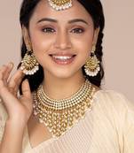 Aheli traditional kundan & pearl drop white choker necklace earring set with maang tikka gift for women