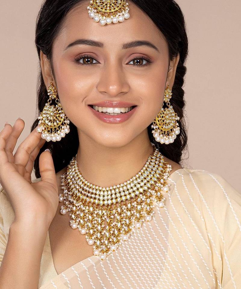 Aheli traditional kundan & pearl drop white choker necklace earring set with maang tikka gift for women