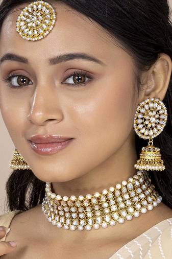 Aheli traditional kundan pearl choker necklace with earring maang tikka jewellery set for women