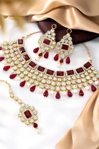 Aheli choker necklace with maang tikka earrings traditional bridal wedding jewellery set for women