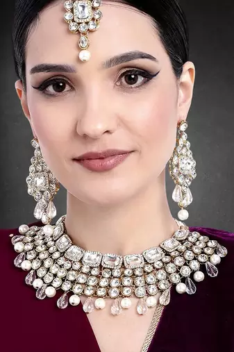 Aheli choker necklace with maang tikka earrings indian traditional bridal wedding jewellery set for women
