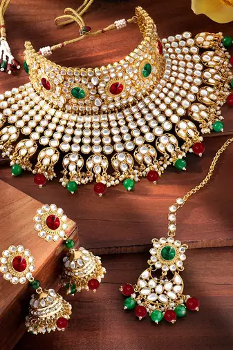 Aheli red & green kundan embellished handcrafted jewellery set for women
