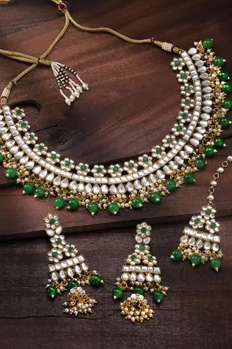 Aheli green choker necklace with earrings maang tikka for women indian traditional jewellery set