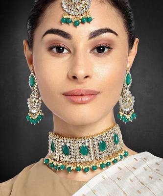 Aheli bridal green choker necklace with earrings maang tikka for women traditional jewellery set 2