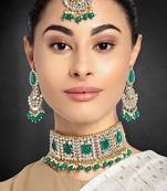Aheli bridal green choker necklace with earrings maang tikka for women traditional jewellery set