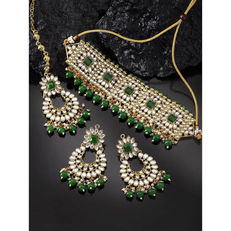 Aheli bridal kundan green choker necklace with earrings maang tikka for women jewellery set