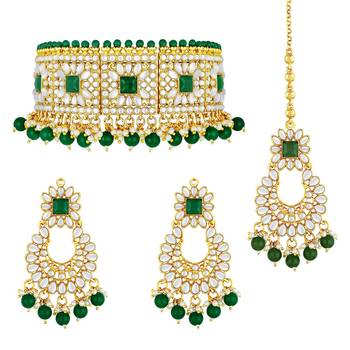 Aheli bridal kundan green choker necklace with earrings maang tikka for women jewellery set 3