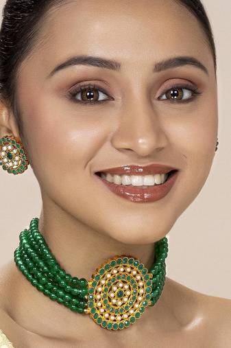Aheli kundan choker necklace with big round stud earrings traditional jewellery set for women
