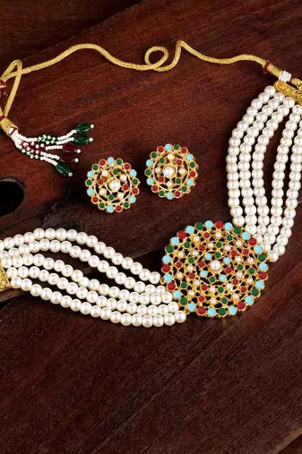 Aheli kundan choker necklace with round earrings traditional jewellery set for womens
