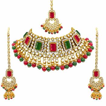 Aheli kundan pearl adjustable choker necklace with earrings maang tikka for women indian traditional jewellery set 3