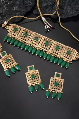 Aheli traditional kundan pearl bridal choker necklace jewellery set for women