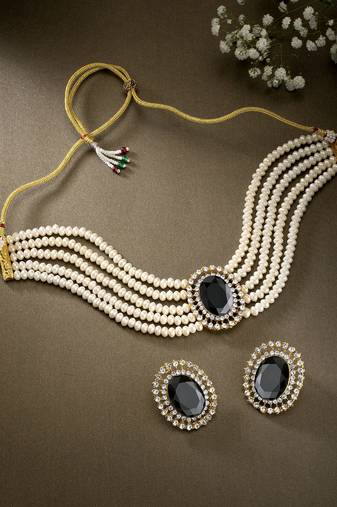 Aheli black stone beaded adjustable necklace jewellery set for women