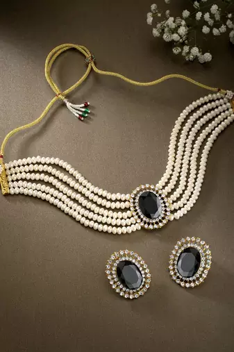 Aheli black stone beaded adjustable necklace jewellery set for women