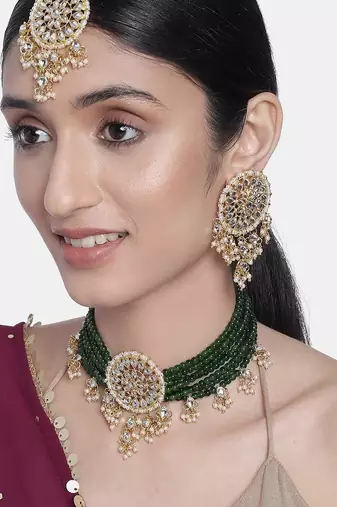 Aheli green kundan choker necklace earring with dangling pearl jewellery set for women