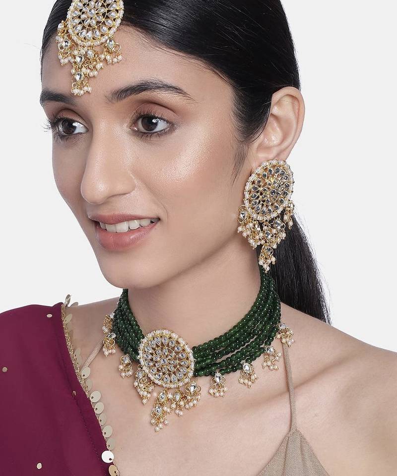 Aheli green kundan choker necklace earring with dangling pearl jewellery set for women