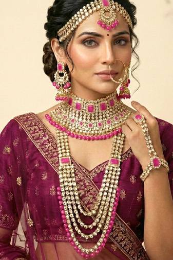 Aheli traditional kundan dulhan bridal jewellery set with choker earrings maang tikka hathphool for women